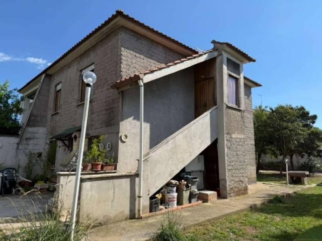 Villa Indipendente in vendita a Roma Capitale, Lazio