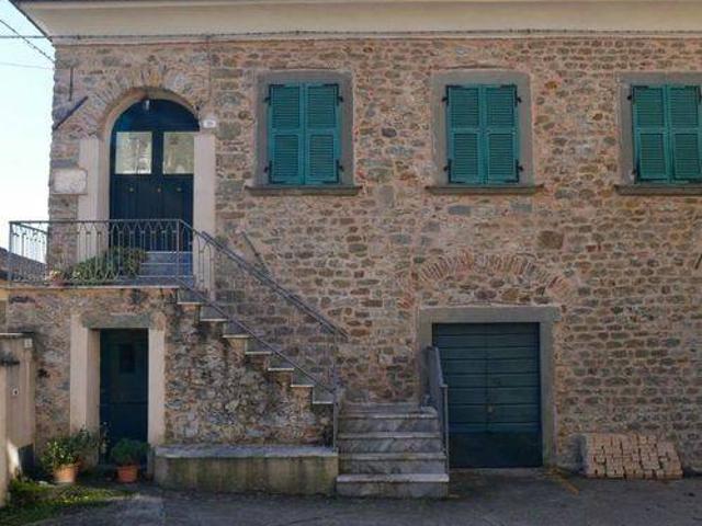 Villa Indipendente in vendita a Unione di comuni Montana Lunigiana, Fivizzano