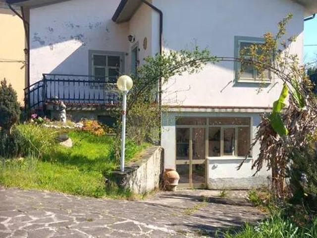Villa Indipendente in vendita a Unione di comuni Montana Lunigiana, Fivizzano