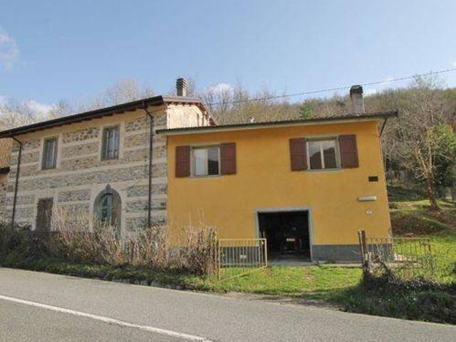 Villa Indipendente in vendita a Unione di comuni Montana Lunigiana, Fivizzano