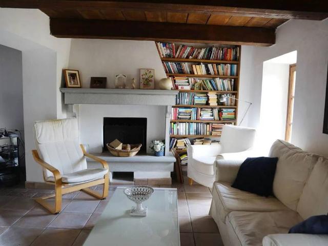 Villa Indipendente in vendita a Unione di comuni Montana Lunigiana, Fivizzano