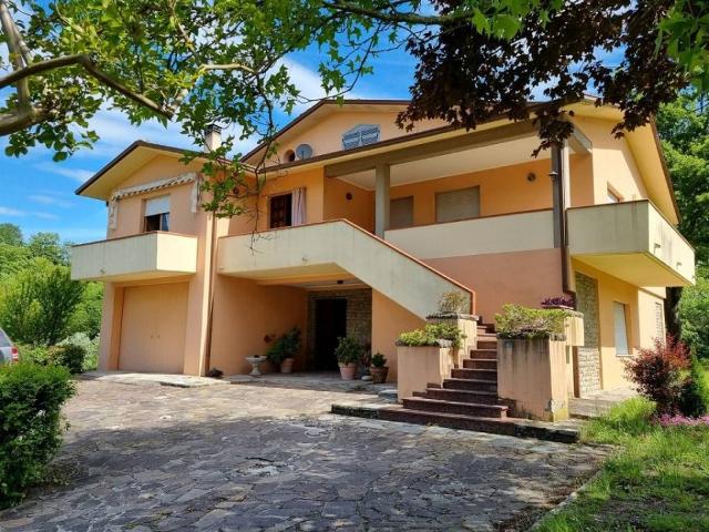 Villa Indipendente in vendita a Unione di comuni Montana Lunigiana, Fivizzano