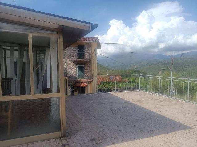 Villa Indipendente in vendita a Unione di comuni Montana Lunigiana, Fivizzano