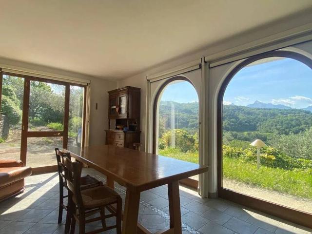 Villa Indipendente in vendita a Unione di comuni Montana Lunigiana, Fivizzano
