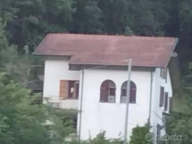 Villa Indipendente in vendita a Unione di comuni Montana Lunigiana, Fivizzano