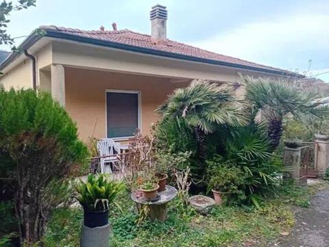 Villa Indipendente in vendita a Unione di comuni Montana Lunigiana, Fivizzano