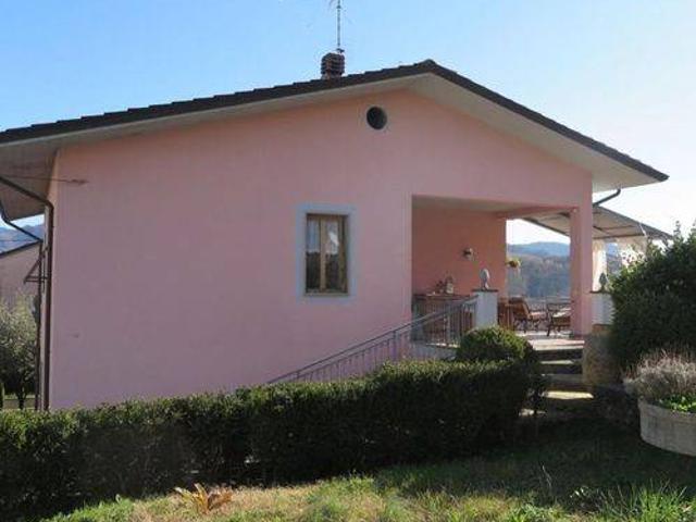Villa Indipendente in vendita a Unione di comuni Montana Lunigiana, Fivizzano