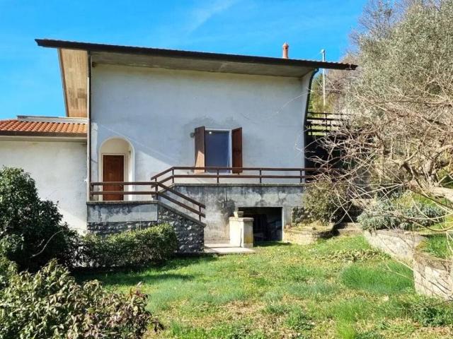 Villa Indipendente in vendita a Unione di comuni Montana Lunigiana, Fivizzano