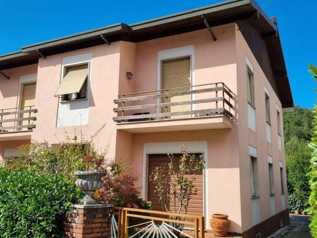 Villa Indipendente in vendita a Unione di comuni Montana Lunigiana, Fivizzano