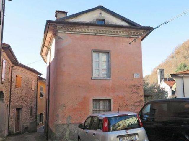 Villa Indipendente in vendita a Unione di comuni Montana Lunigiana, Fivizzano