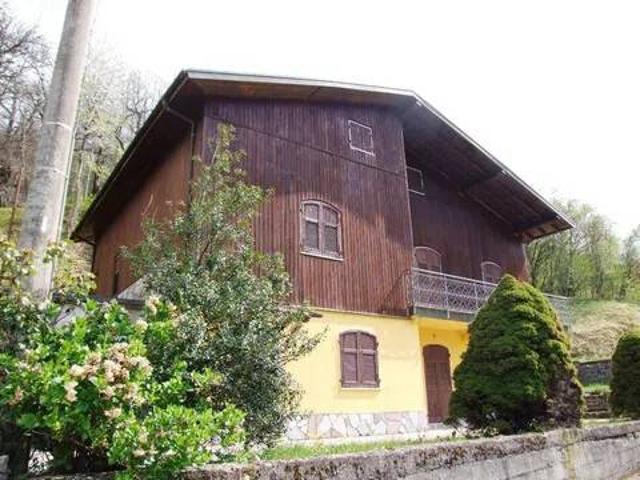 Villa Indipendente in vendita a Unione di comuni Montana Lunigiana, Fivizzano