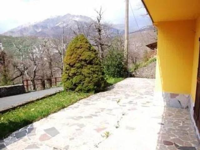 Villa Indipendente in vendita a Unione di comuni Montana Lunigiana, Fivizzano