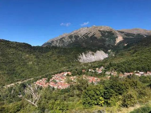 Villa Indipendente in vendita a Unione di comuni Montana Lunigiana, Fivizzano