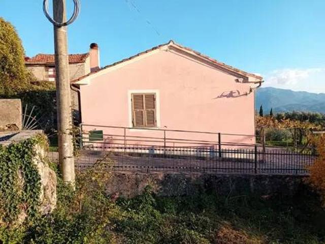 Villa Indipendente in vendita a Unione di comuni Montana Lunigiana, Fivizzano