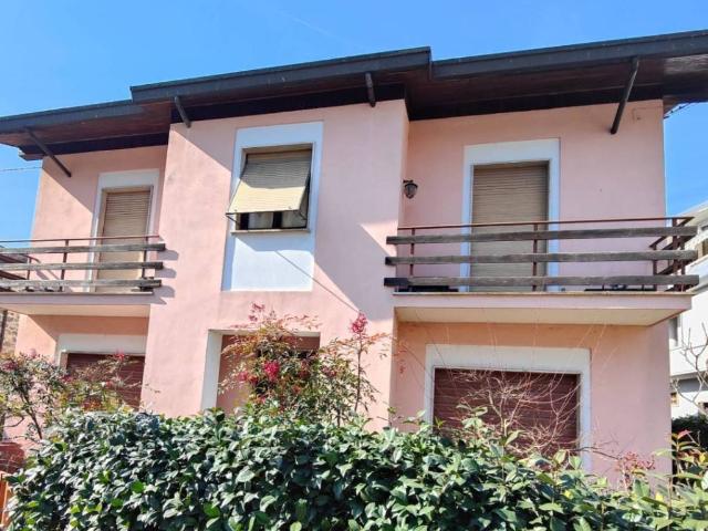 Villa Indipendente in vendita a Unione di comuni Montana Lunigiana, Fivizzano