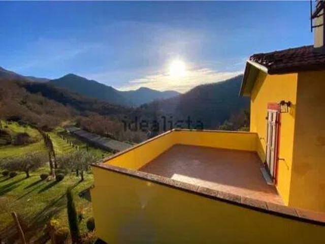 Villa Indipendente in vendita a Unione di comuni Montana Lunigiana, Fivizzano