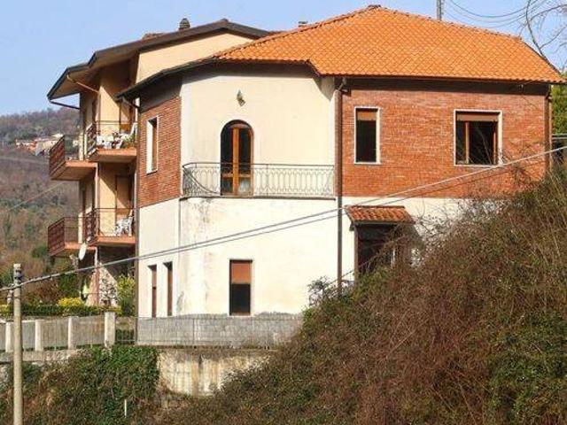 Villa Indipendente in vendita a Unione di comuni Montana Lunigiana, Fivizzano