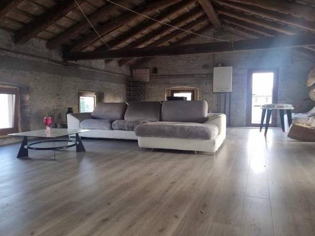 Villa Indipendente in vendita a Flaibano, Friuli-Venezia Giulia
