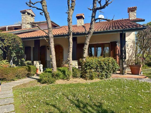 Villa Indipendente in vendita a Flero, Lombardia