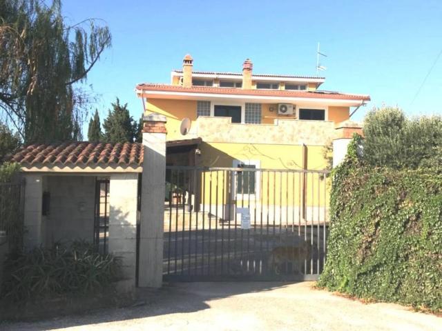 Villa Indipendente in vendita a Puglia, Foggia