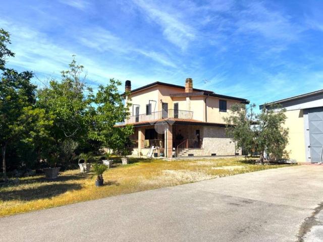 Villa Indipendente in vendita a Puglia, Foggia