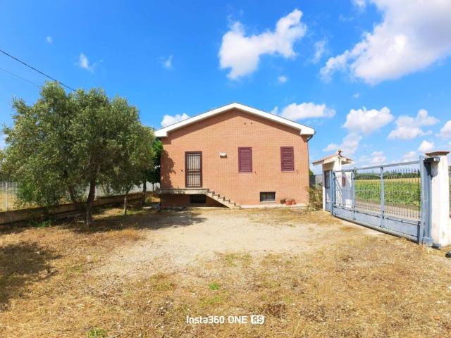 Villa Indipendente in vendita a Puglia, Foggia