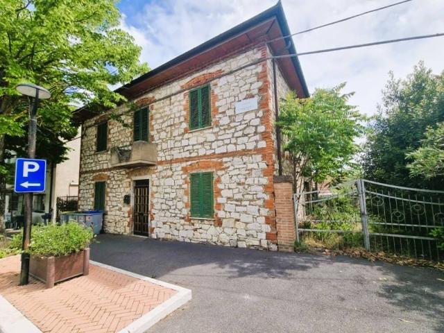 Villa Indipendente in vendita a Foiano Della Chiana, Toscana