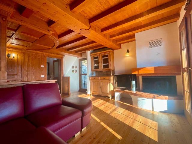 Villa Indipendente in vendita a Magnifica Comunità degli Altipiani Cimbri, Folgaria