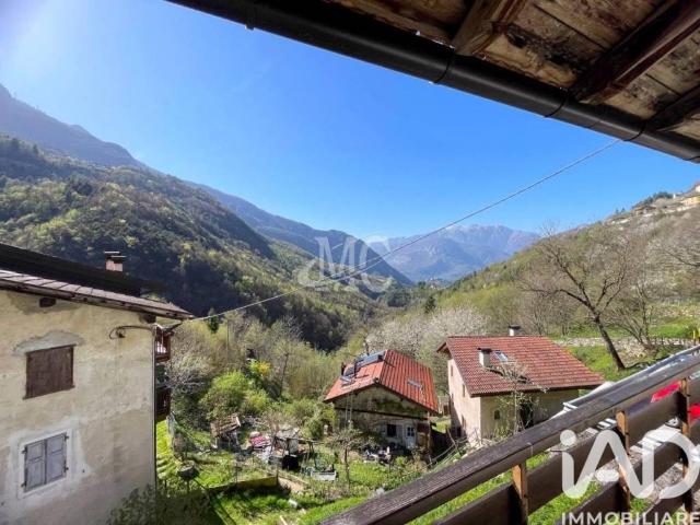 Villa Indipendente in vendita a Magnifica Comunità degli Altipiani Cimbri, Folgaria