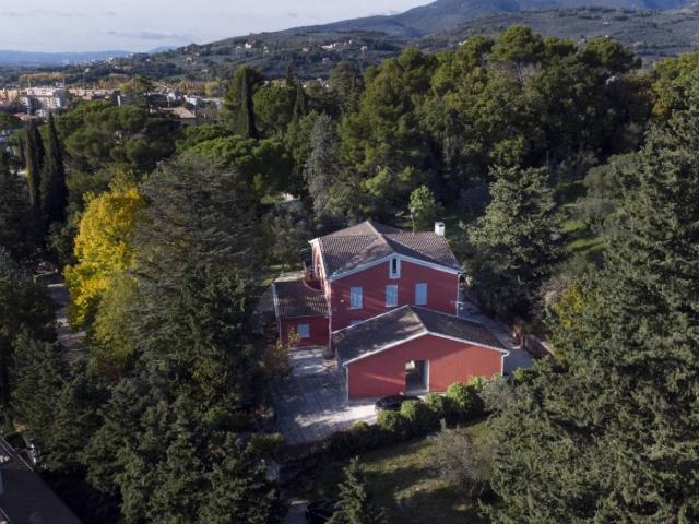 Villa Indipendente in vendita a Istituto Missionario Sacro Cuore, Foligno