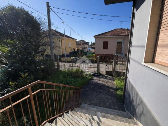 Villa Indipendente in vendita a Borroni, Foligno