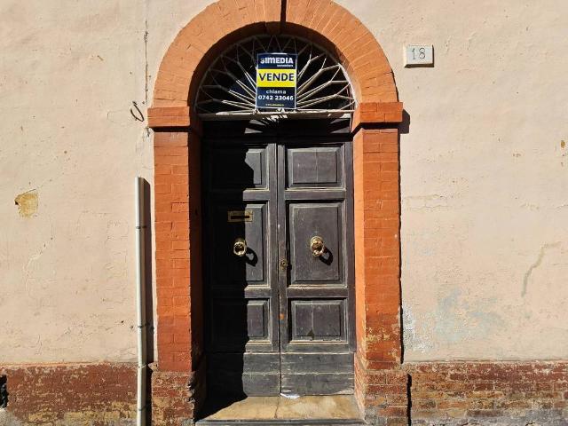 Villa Indipendente in vendita a Corvia, Foligno