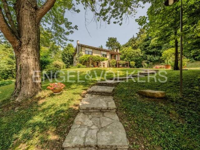 Villa Indipendente in vendita a Follina, Veneto