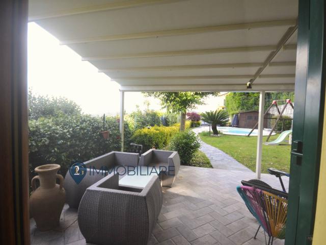 Villa Indipendente in vendita a Follo Alto, Follo