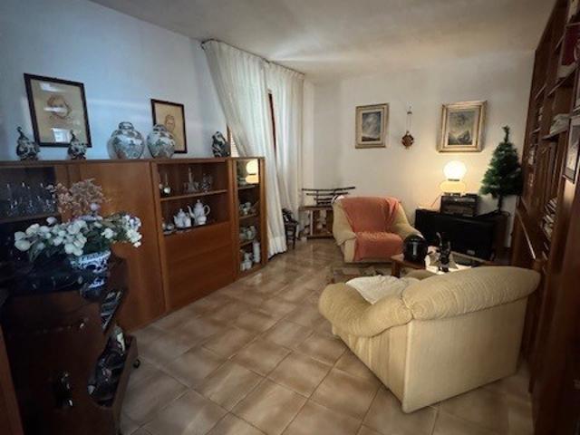 Villa Indipendente in vendita a Follonica, Toscana