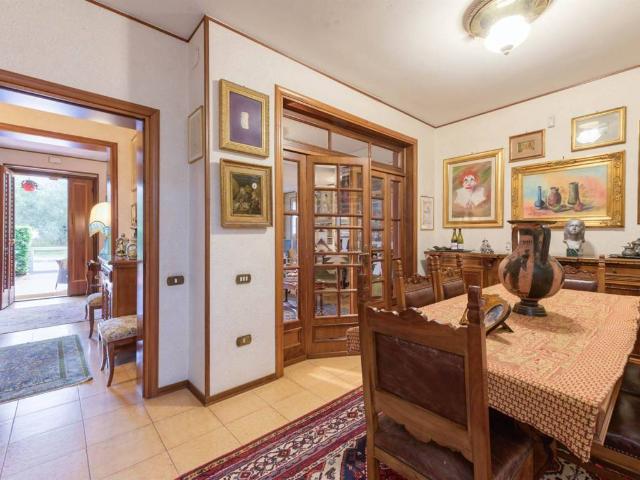 Villa Indipendente in vendita a Follonica, Toscana