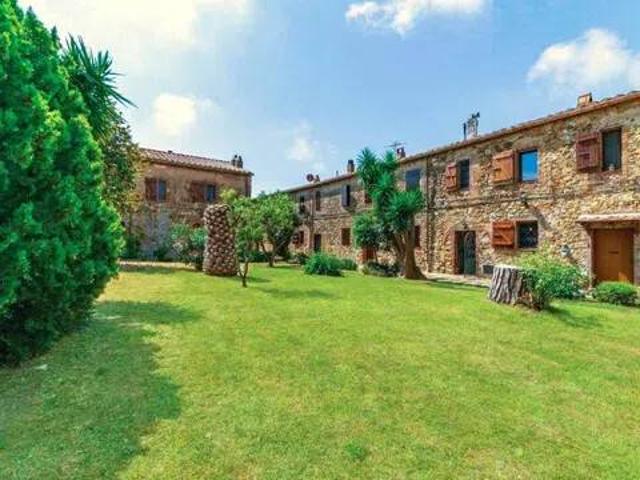 Villa Indipendente in vendita a Località Casa Valli, Follonica