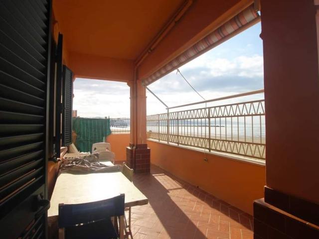 Villa Indipendente in vendita a Follonica, Toscana