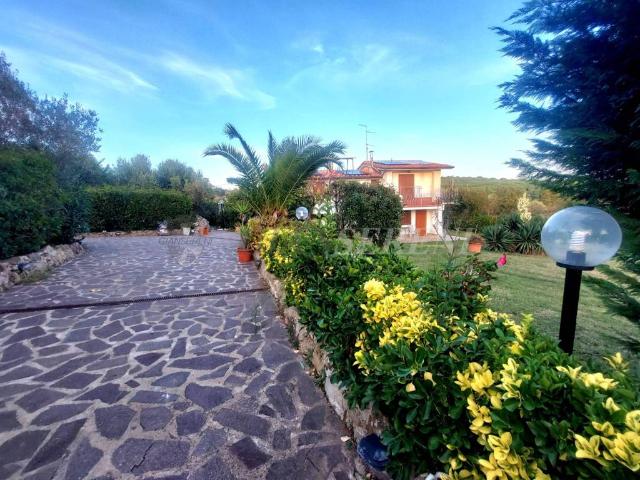 Villa Indipendente in vendita a Località Casa Valli, Follonica