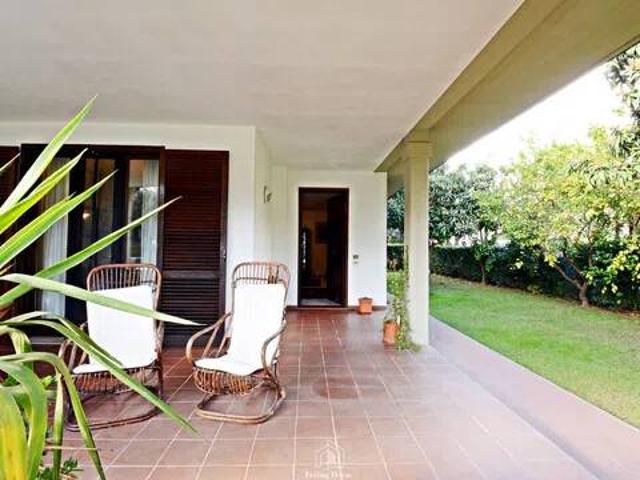 Villa Indipendente in vendita a Follonica, Toscana
