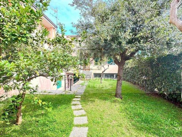 Villa Indipendente in vendita a Salto Di Fondi, Lazio