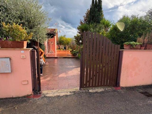 Villa Indipendente in vendita a Salto Di Fondi, Lazio