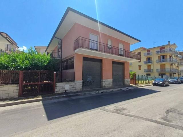 Villa Indipendente in vendita a Cardinale, Salto Di Fondi