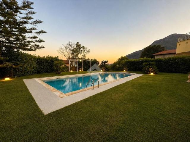 Villa Indipendente in vendita a San Magno, Salto Di Fondi