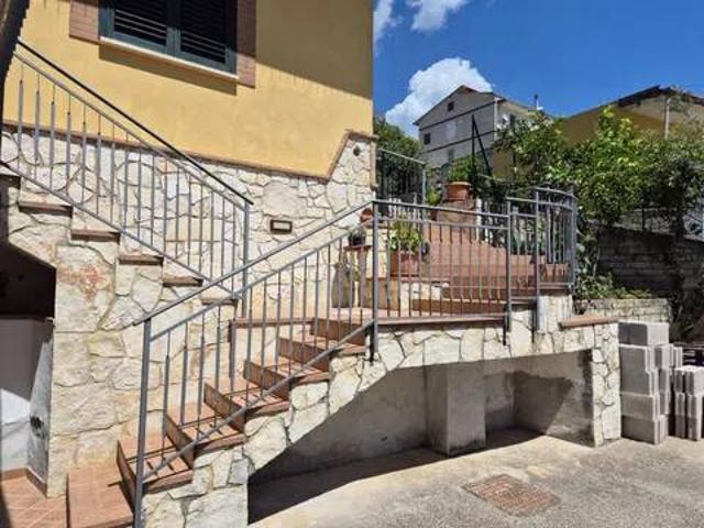 Villa Indipendente in vendita a San Magno, Salto Di Fondi