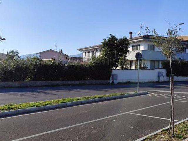 Villa Indipendente in vendita a Salto di Fondi, Salto Di Fondi