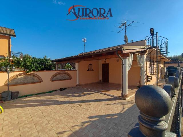 Villa Indipendente in vendita a Borgo Sant'Antonio, Salto Di Fondi