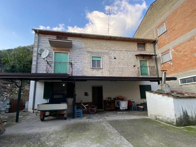 Villa Indipendente in vendita a Salto Di Fondi, Lazio
