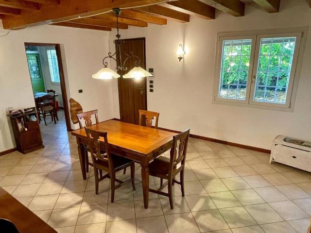 Villa Indipendente in vendita a Vigonovo, Fontanafredda