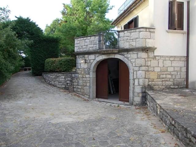 Villa Indipendente in vendita a Terre dell’Ufita, Fontanarosa
